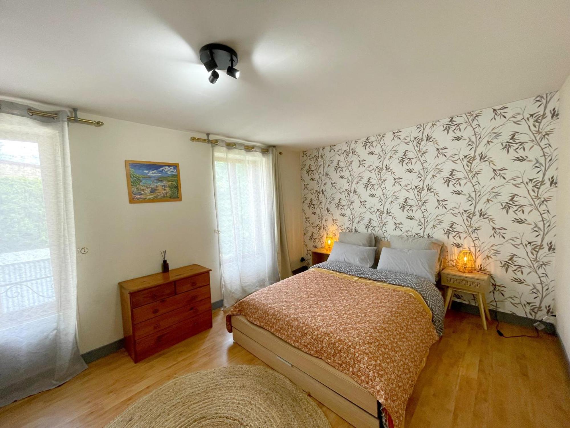 "Sainte Valiere", Appartement Calme Sur Cour Privative, Nevers Exterior photo